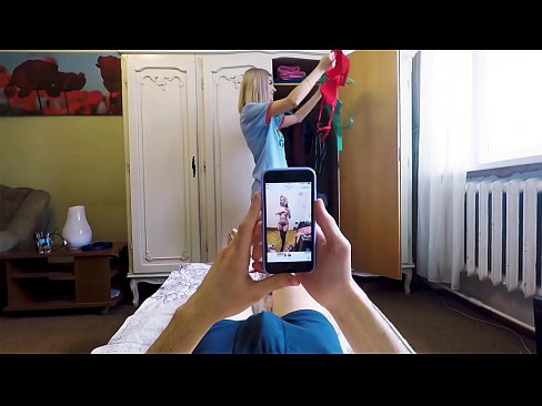 ❤️ Stepsister waxay samaysay walaalkeed isla markiiba ka hor intaanay hooyada iman guriga Porno Guri  ☑