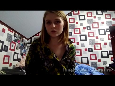 ❤️ Ardayga timaha cad ee da'da yar ee ka yimid Ruushka wuxuu jecel yahay dicks waaweyn. Porno Guri  ☑